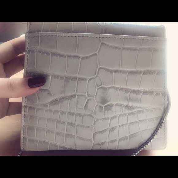 Little Liffner Croc-effect Tiny Box - Picture 2 of 5